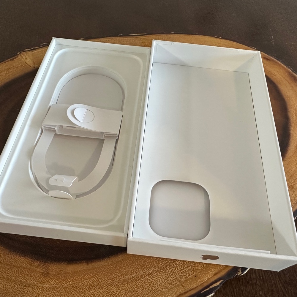 BOX ONLY for iPhone 16 Pro Max in Desert Titanium 512 Gb w/papers inside - Picture 6 of 7